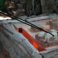 Sortie des pièces . Stage poterie en Ardèche